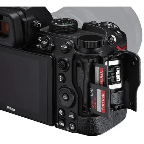 Nikon Z 5 + 24-70mm f/4 S