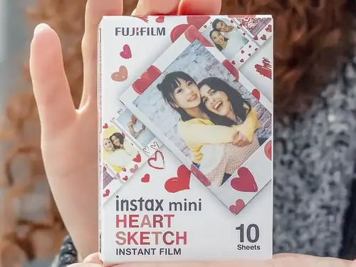 Fujifilm instax™ mini film HEART SKETCH (10ks)