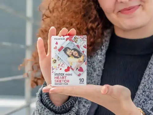 Fujifilm instax™ mini film HEART SKETCH (10ks)