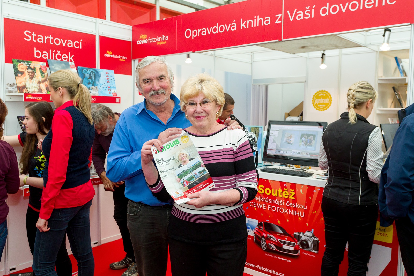 Přijeli i manželé Martincovi – naši zákazníci z televizní reklamy na CEWE FOTOKNIHU.