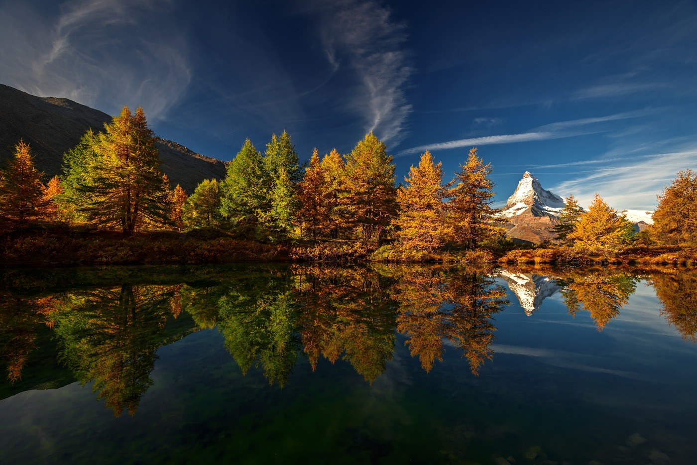 Matterhorn, Walliské Alpy, Švýcarsko. D600, Nikon 17-35mm f/2,8 AF-S, clona f/11, čas 1/60, ohnisko 17 mm, polarizační filtr VFFOTO PS US 77mm