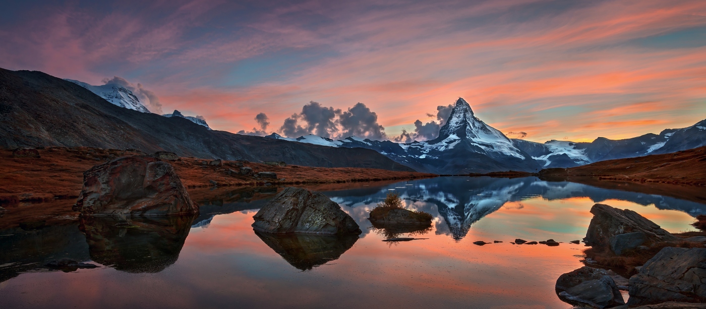 Matterhorn, Švýcarsko. Nikon 17-35mm f/2,8 AF-S, clona f/11, čas 1/5, ohnisko 22 mm, přechodový celoskleněný filtr VFFOTO NHDQ 0.9 SOFT 100×150 mm.