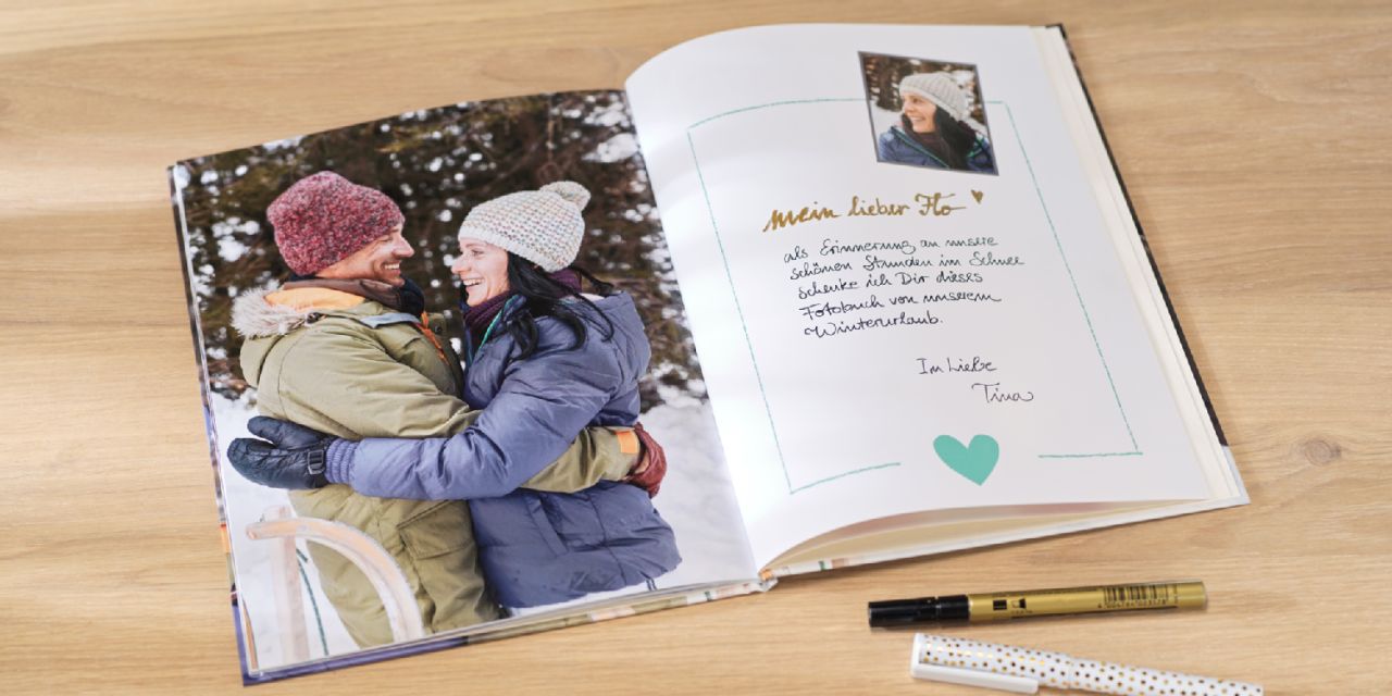 CEWE FOTOKNIHA s povrchovou úpravou.