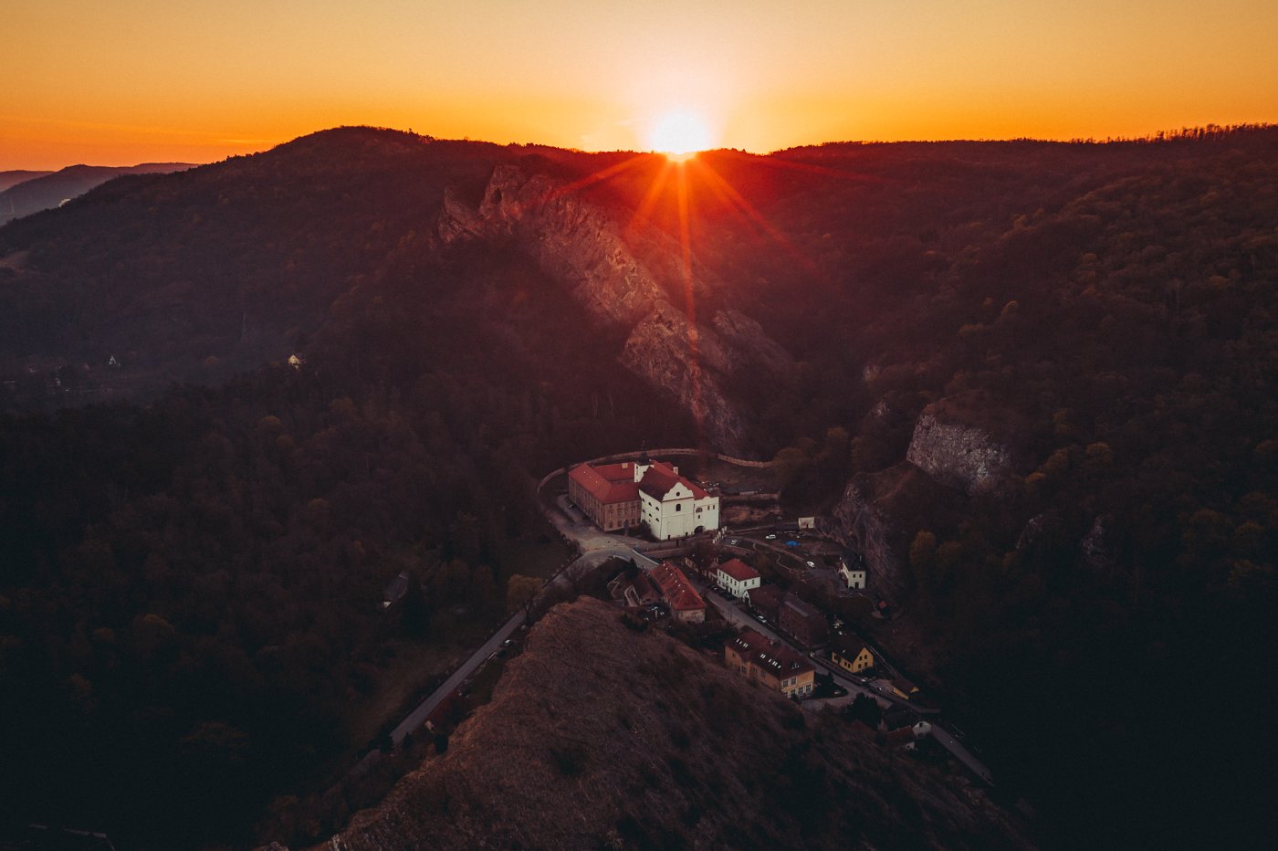 Svatý Jan pod Skalou