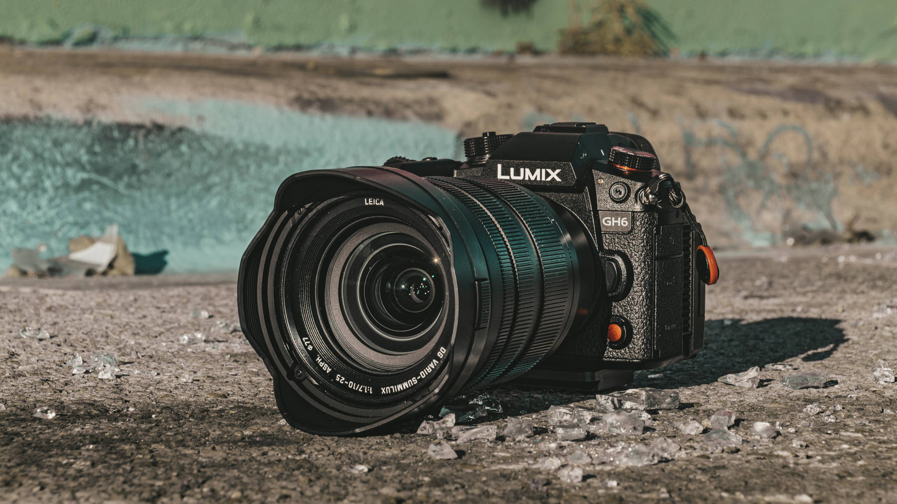 Panasonic GH6 a Panasonic Leica 10-25 mm f/1,7