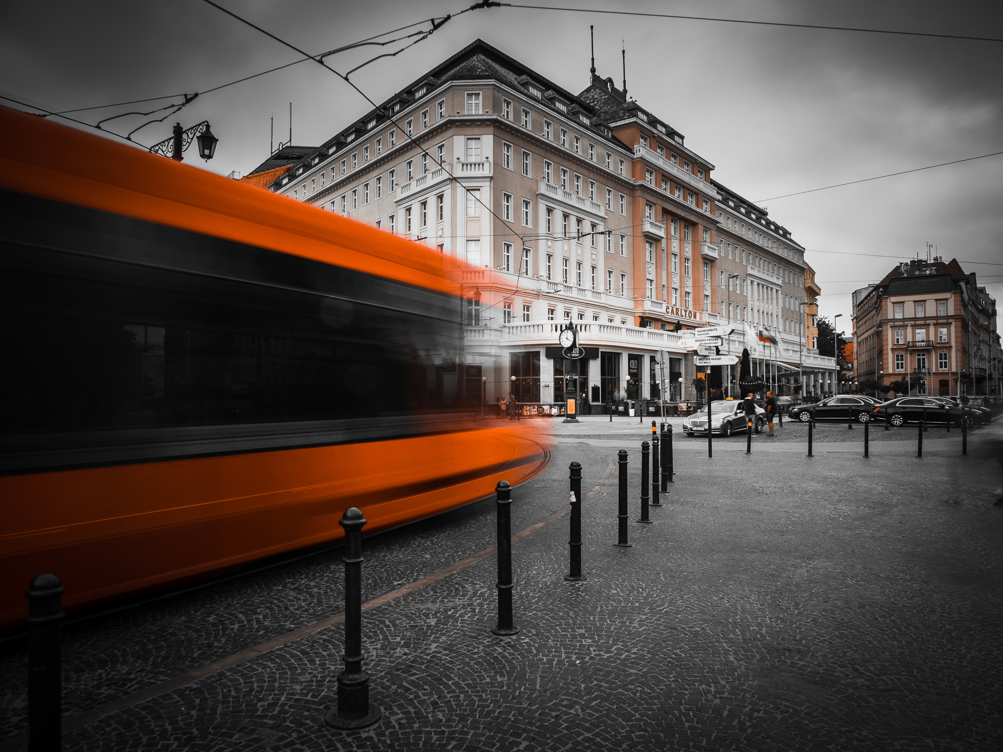 Oranžová tramvaj