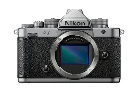 Nikon Z f stříbrný - tělo