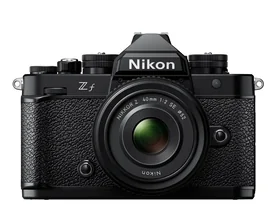 Nikon Z f + 40mm f/2 - černý