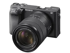 Sony Alpha A6400a + 18-135mm OSS