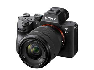 Sony Alpha A7 III + 28-70mm II