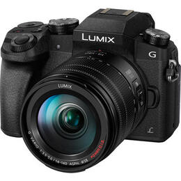 Panasonic Lumix DMC-G7 + 14-140mm černý