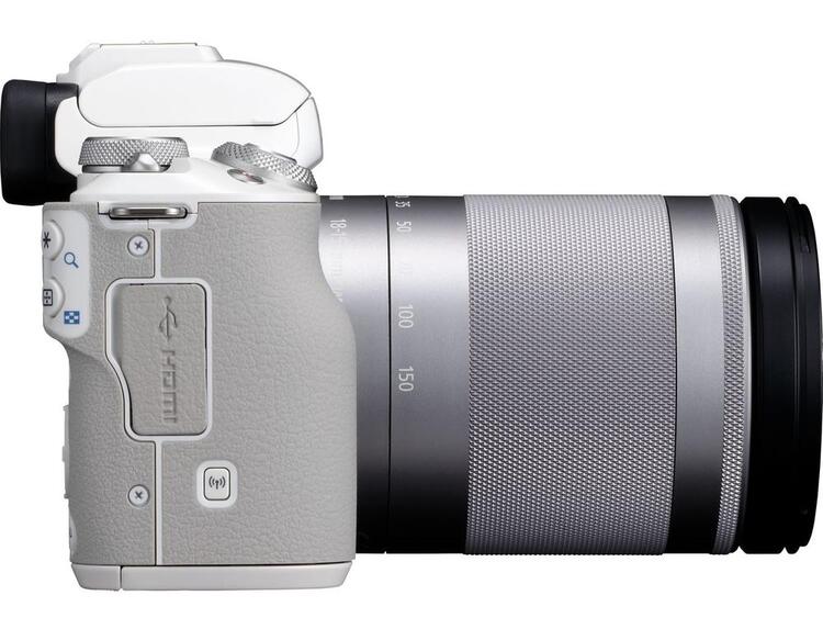 Canon EOS M50 bílý + 18-150mm IS STM