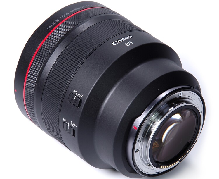 Canon RF 85mm f/1.2L USM DS