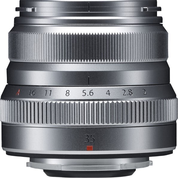 Fujifilm XF 35mm f/2 R WR stříbrný