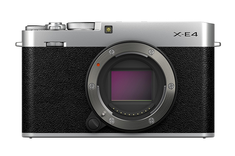 Fujifilm X-E4 tělo - stříbrná