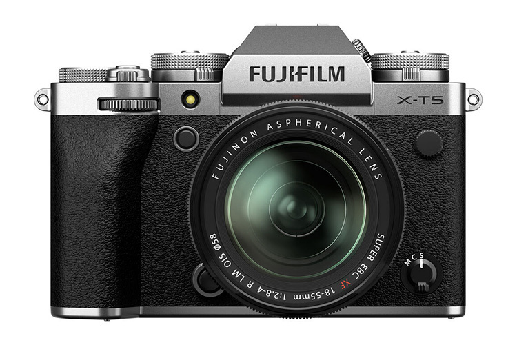 Fujifilm X-T5 + XF 18-55mm f/2.8-4 R LM OIS - stříbrný