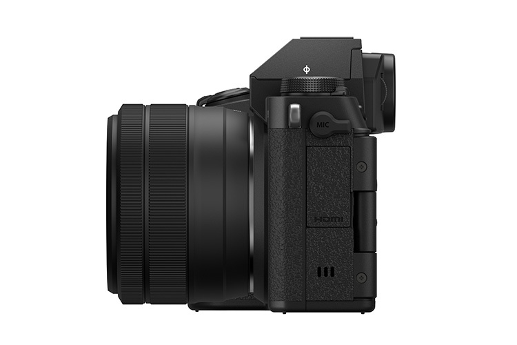 Fujifilm X-S20 + XC 15-45mm