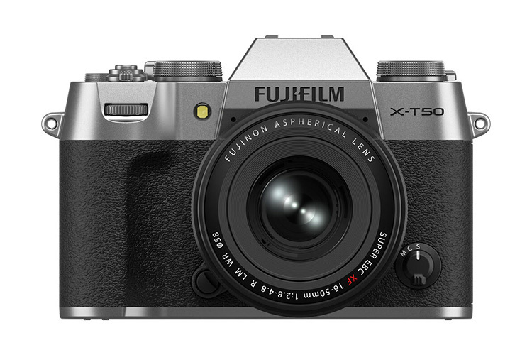 Fujifilm X-T50 + XF 16-50mm f/2.8-4.8, stříbrný