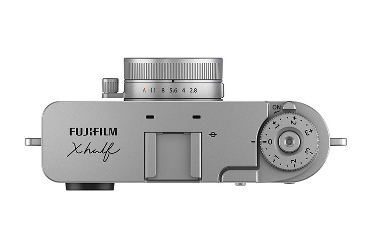 Fujifilm X half (X-HF1) - stříbrný