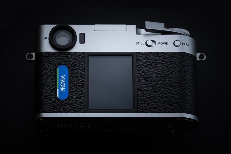 Fujifilm X half (X-HF1) - stříbrný