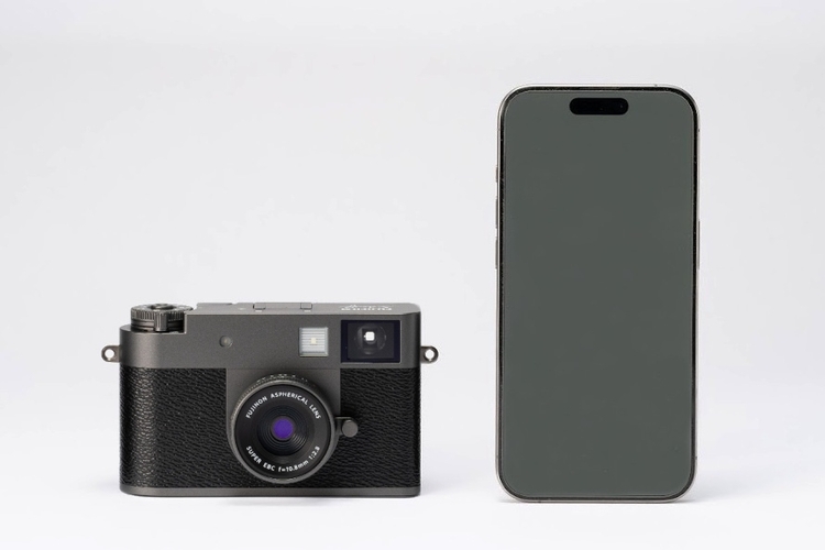 Fujifilm X half (X-HF1) - tmavě šedý