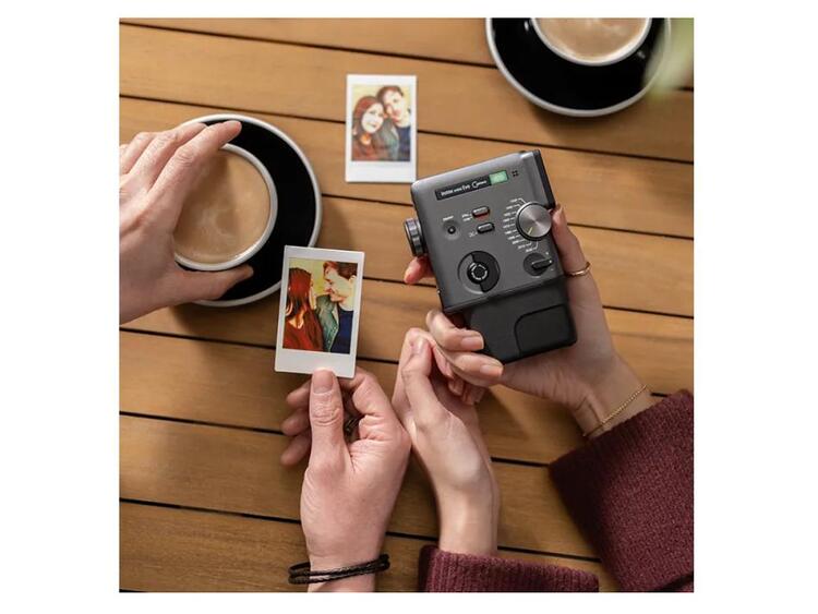 Fujifilm instax mini Evo Cinema™