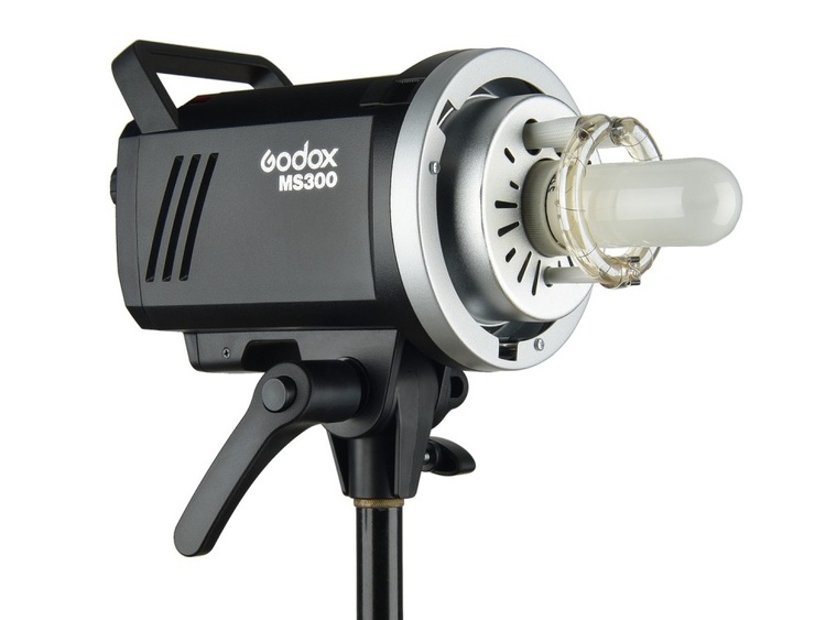 Godox MS300 - studiový blesk (300Ws)