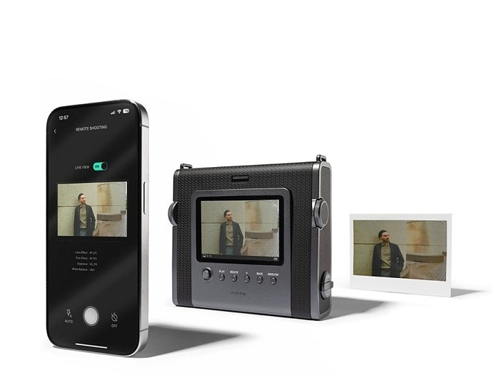 Fujifilm instax WIDE Evo™