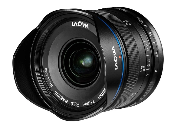 Laowa 7.5mm f/2 (Micro 4/3)