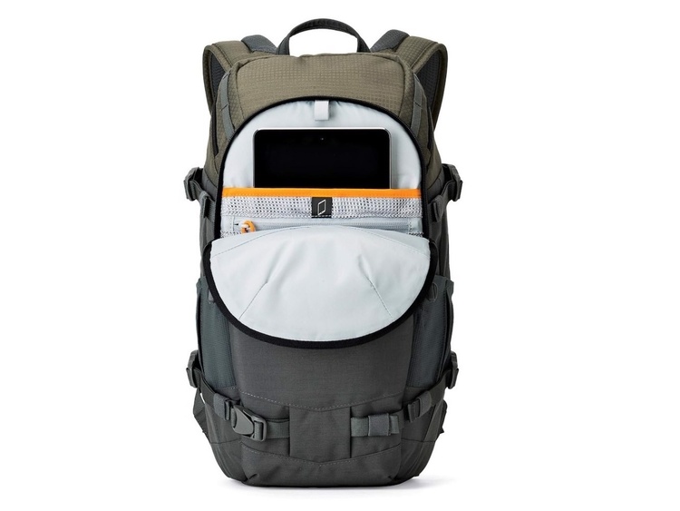 Lowepro Flipside Trek BP 250 AW