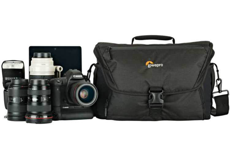 Lowepro Nova 200 AW II černá