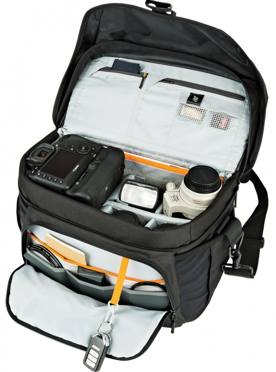 Lowepro Nova 200 AW II černá