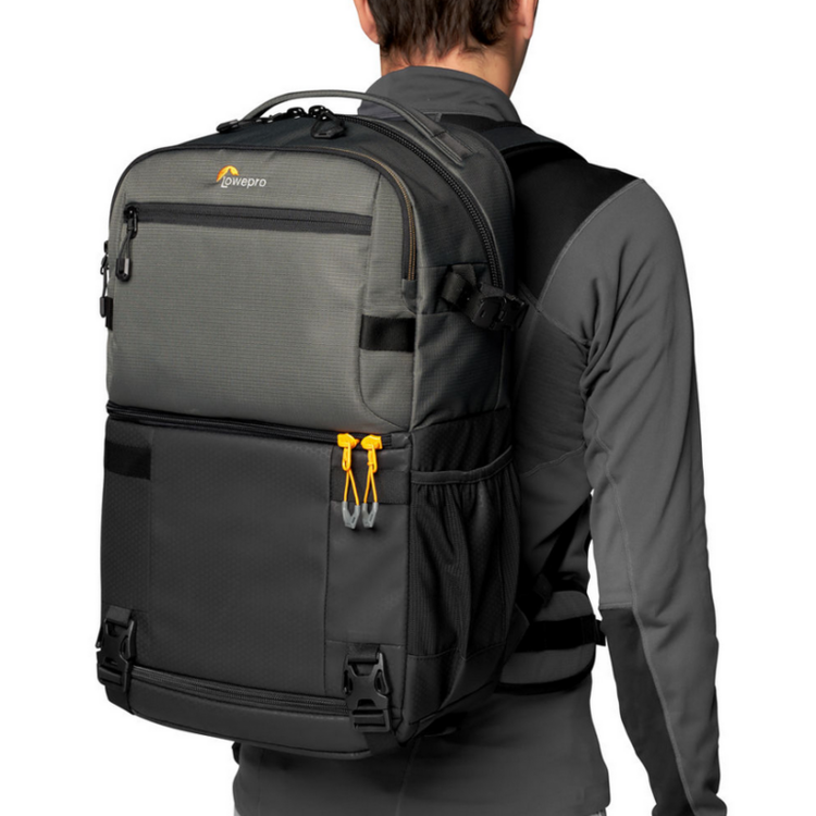 Lowepro Fastpack Pro BP 250 AW III - šedý