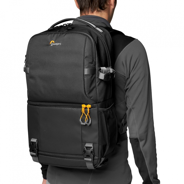 Lowepro Fastpack BP 250 AW III  - černý