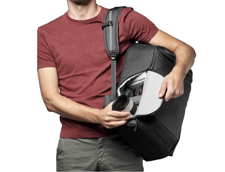 Lowepro Flipside BP 400 AW III, černá