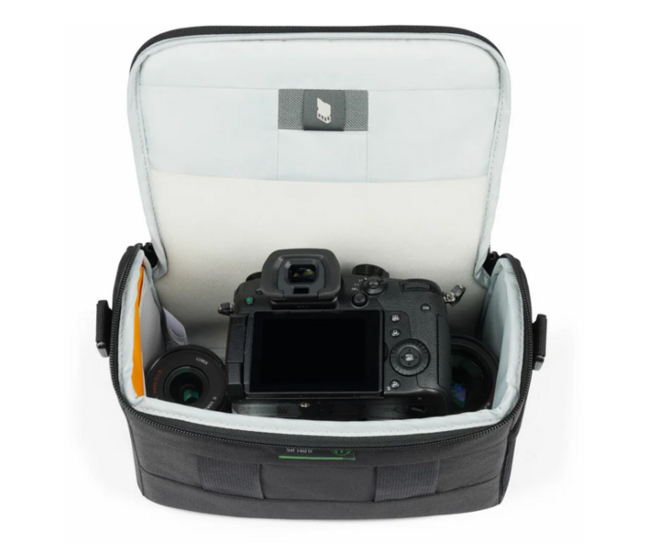 Lowepro Adventura SH 160 III černá