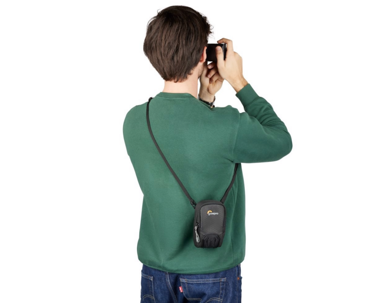 Lowepro Adventura CS 20 III černá