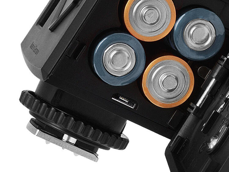 Metz MB M400 (Canon)