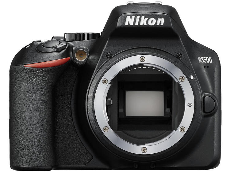 Nikon D3500 + 18-55mm AF-P DX