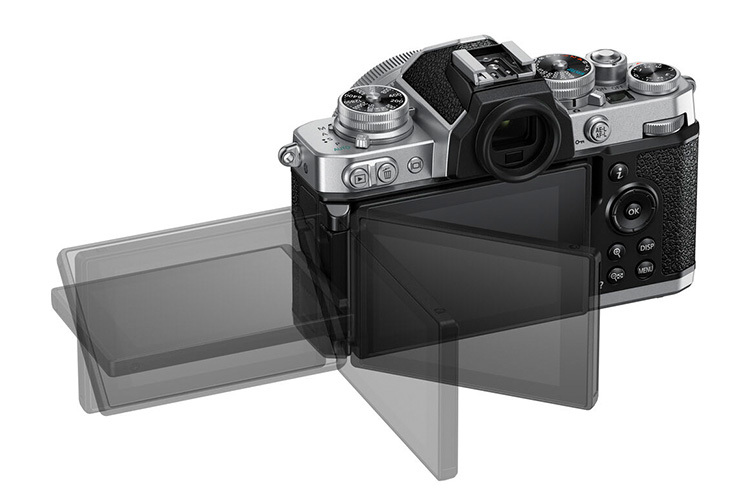 Nikon Z fc + 16-50mm stříbrný