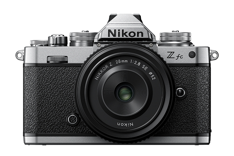 Nikon Z fc + Z 28mm f/2.8 (SE)