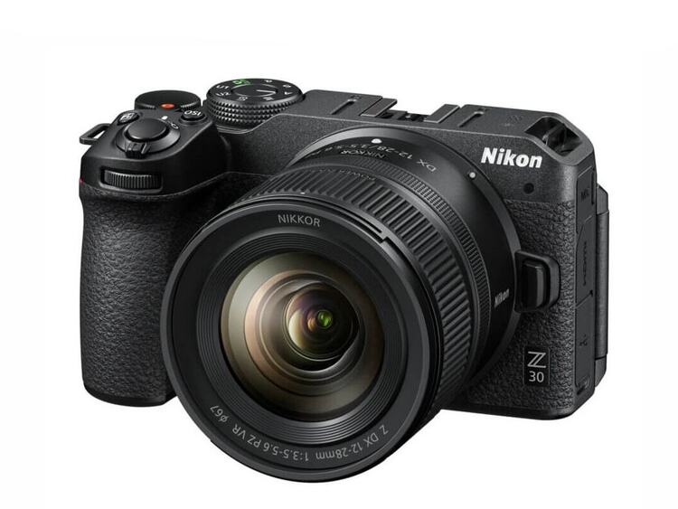 Nikon Z30 + PZ 12-28mm VR