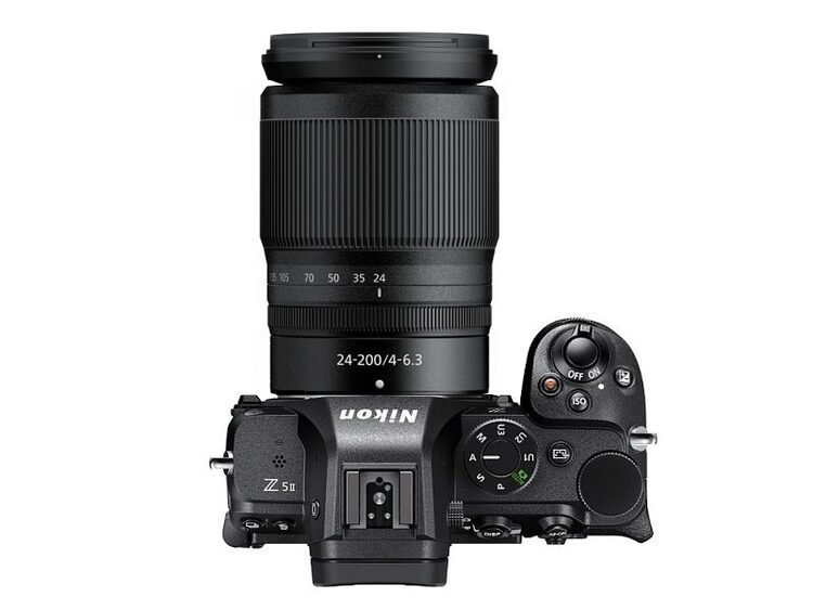Nikon Z 5II + Z 24-200mm VR
