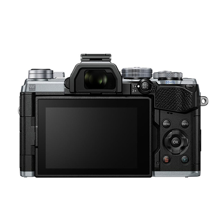 Olympus OM-D E-M5 Mark III + 14-42mm EZ stříbrný