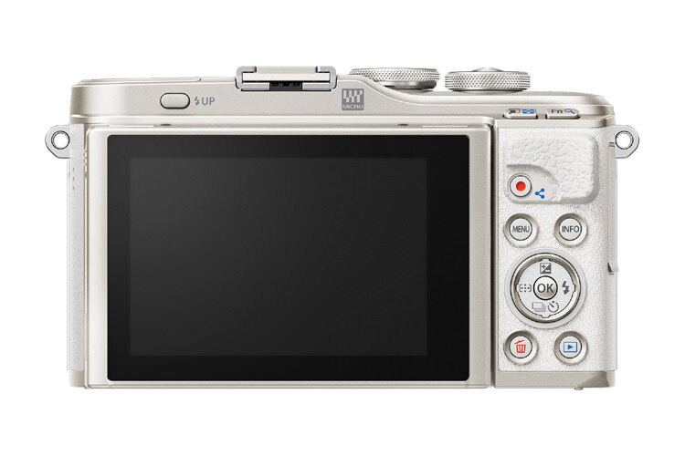 Olympus E-PL10 bílý + 14-42mm EZ Pancake Zoom