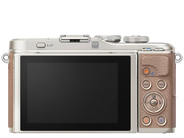 Olympus E-PL10 hnědý + 14-42mm EZ Pancake Zoom