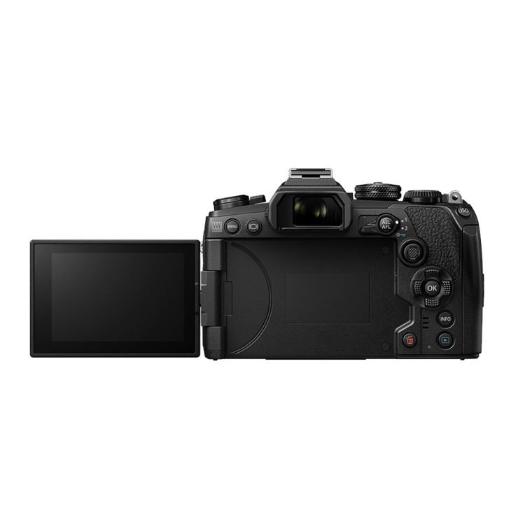 Olympus OM-D E-M1 Mark III + ED 12-100mm f/4 IS PRO