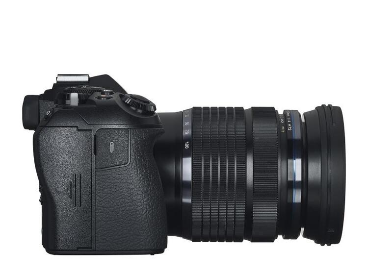 Olympus OM-D E-M1 Mark III + ED 12-100mm f/4 IS PRO
