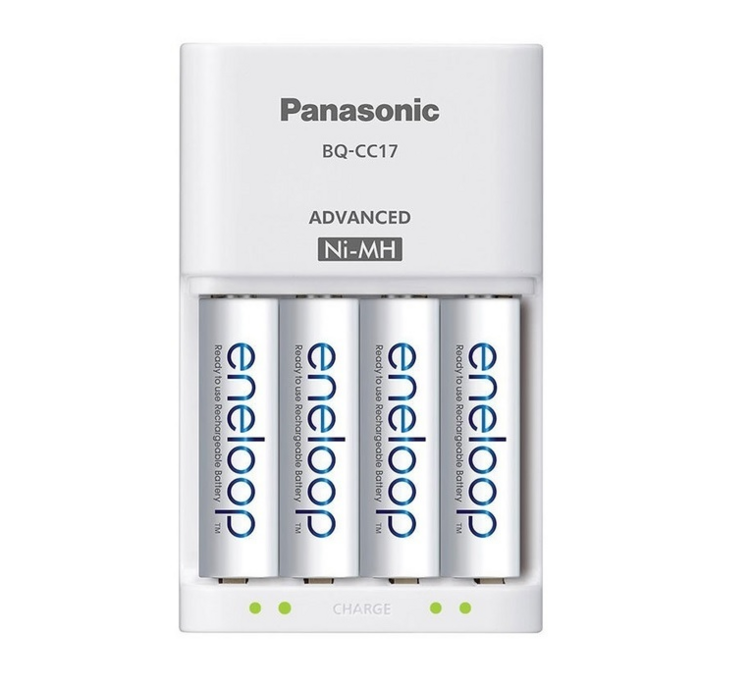 Nabíječka Panasonic + 4x AA baterie