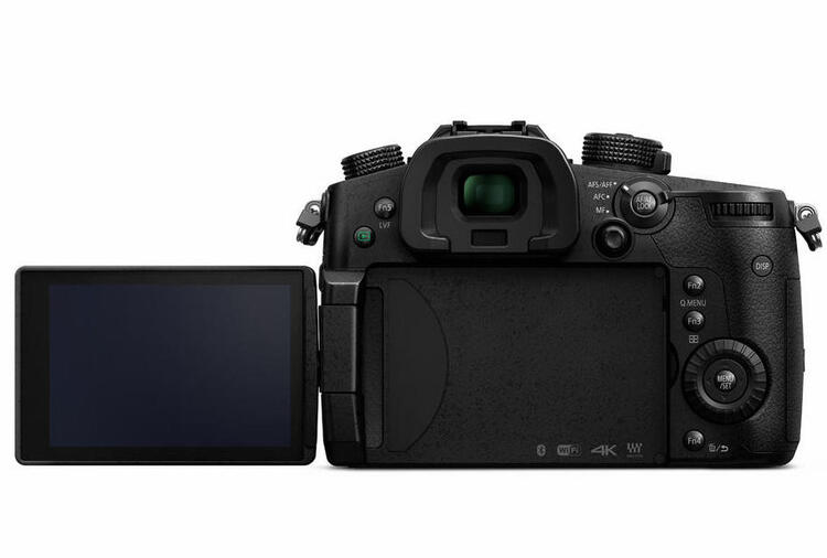 Panasonic Lumix DMC-GH5 tělo
